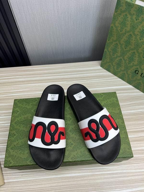 Gucci Men's Slippers 470